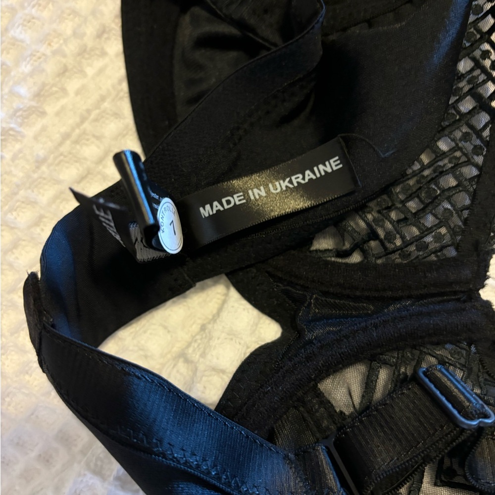 Conturelle Bra - Picture 5 of 6